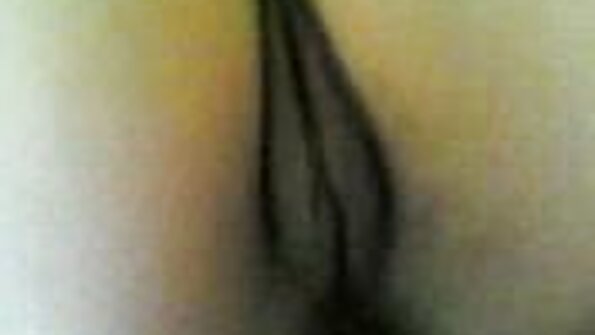 Дипломно порно български порноклипове на осемнадесетгодишни младежи.