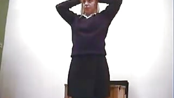 Дори аналното не може да спре едно пристрастено български секс филми към компютър момиче.