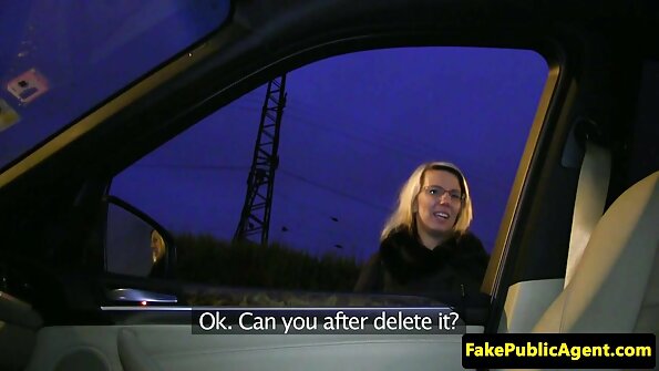 Тя ги удря в бар и те накрая българско порно бг правят порно!.