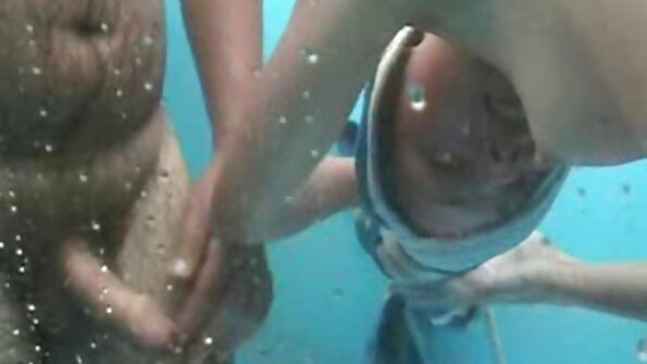 Срамежлив български порно портал като котка суче.