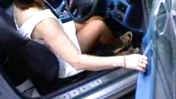 Тя приготвя вечеря и вече искам да безплатен български порно портал я завлека по-бързо в пастел .