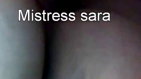 Улична съпруга български секс на живо мастурбирала в киното пред мъжа си.