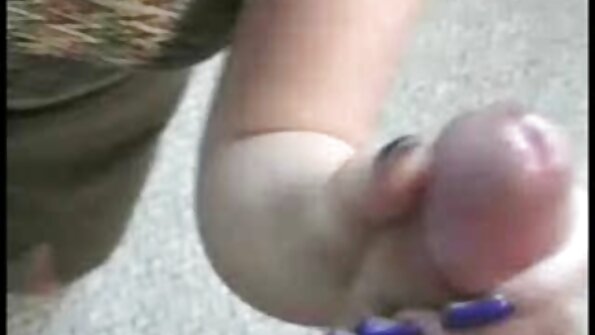 Обичам домашно порно бг да снимам и да мастурбирам.