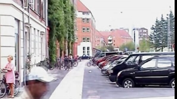 Студенти екстремни в порно български парка.