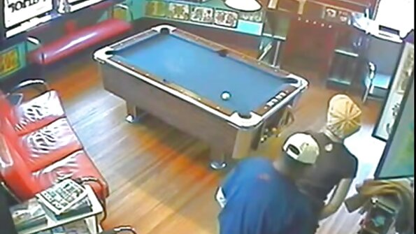 Мастурбирам, докато членът секс клипове български на клиента е заключен.