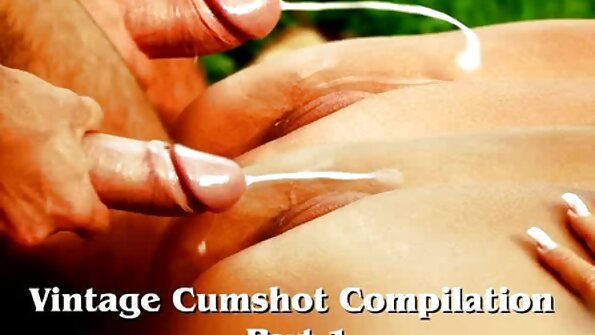 Искам порно с превод на български да ме чукаш страстно на бара.