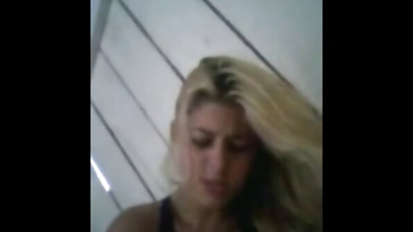 Сладък мързеливец с бг порно филм пръсти путка.