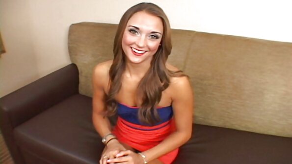 Стегнатото коте никога българско домашно порно не е галено с език.