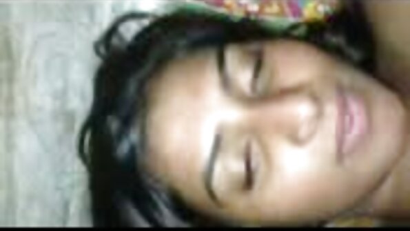 Чука млада медицинска български секс видео сестра.