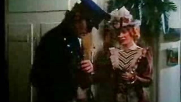 Реален секс на български секс порно студентка и студентка 1 курс.