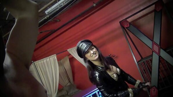 Тя свали презерватива от члена ми! Не можах да устоя и свърших в porno s balgarki тясната й путка.