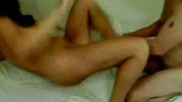 Шшт всички спят, porno s balgarki а аз съм палав.