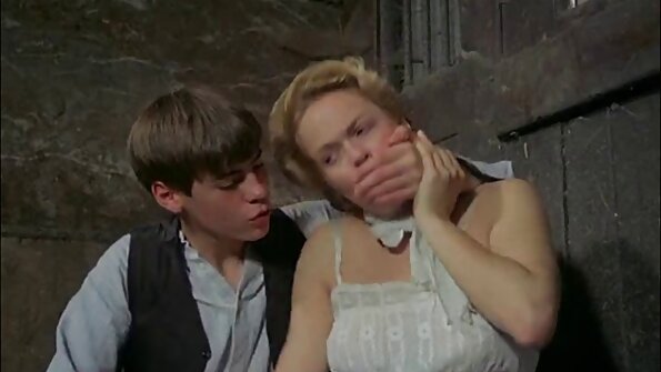 Интернет среща в българско домашно порно къщата на жена.