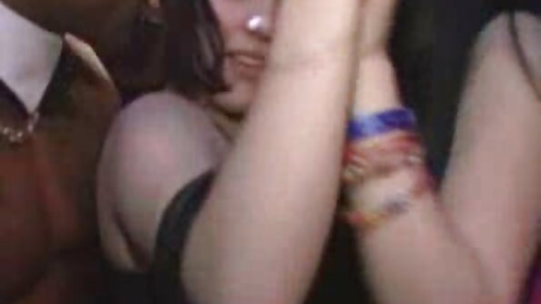 Скайп първият български порно филм на моята приятелка.