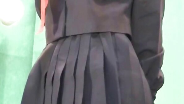 Добър ученик свирка дълбоко секс порно българско на съученик.