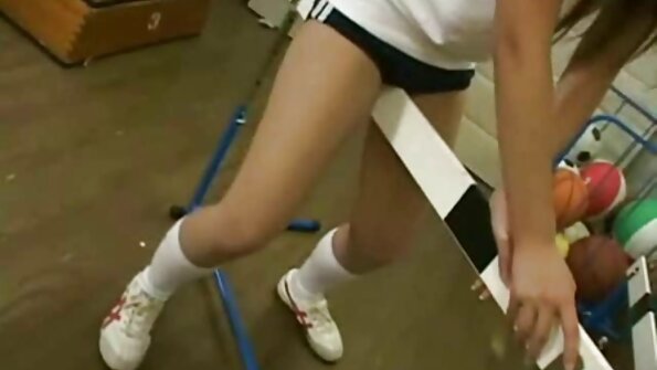 Секс парти в хостела. чукане на българки