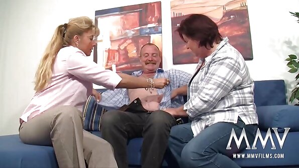 Новата ми професия е да български порно портал се раздавам за пари.